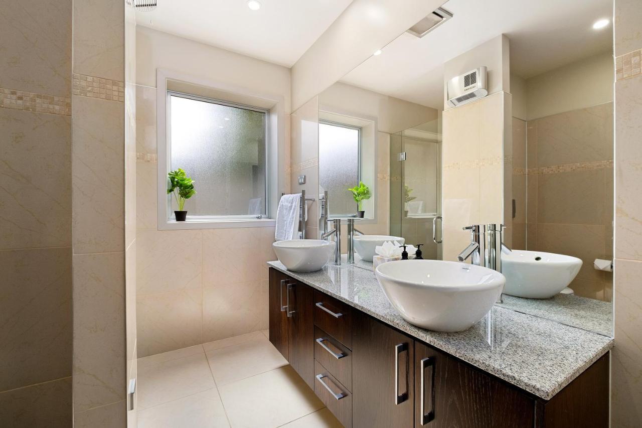 Luxury Lakeview Vista Apartment วานากา ภายนอก รูปภาพ