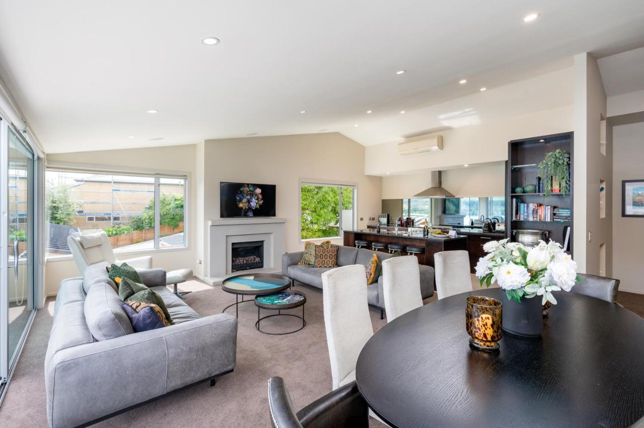 Luxury Lakeview Vista Apartment วานากา ภายนอก รูปภาพ